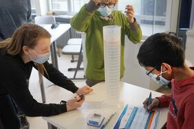 Für Schulen: Experimente zum Ausleihen  