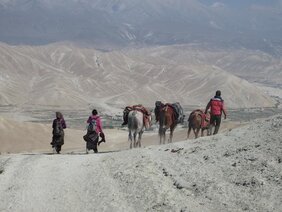 Heutige Händler und Reisende in der Region Oberer Mustang in Nepal. 