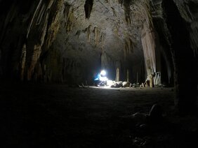 Höhlenmineralien (Speläotheme) in einer Höhle in Brasilien