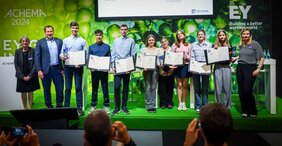 Sieger des Schülerwettbewerbs auf der Achema 2024 in Frankfurt 