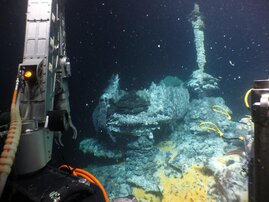 Probennahme unter Wasser an hydrothermalen Quellen