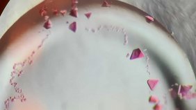 Rubinrote Kristalle des Mini-Bakterioferritins.