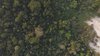 Luftbild, das die Vielfalt der Abholzung und der Regenerationsprozesse tropischer Wälder in Ghana verdeutlicht.
