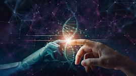 Roboterhand und menschliche Hand