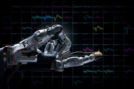 Eine Neuroprothese. Künstliche Hände, Arme oder Beine können Menschen mit Behinderungen ihre Mobilität zurückgeben